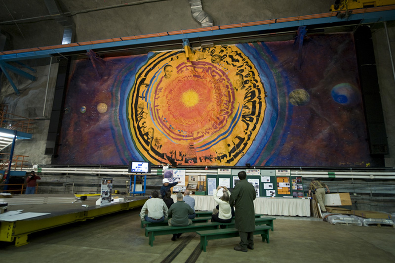 Minnesota artist Joseph Giannetti painted this mural on the rock wall near the MINOS detector.