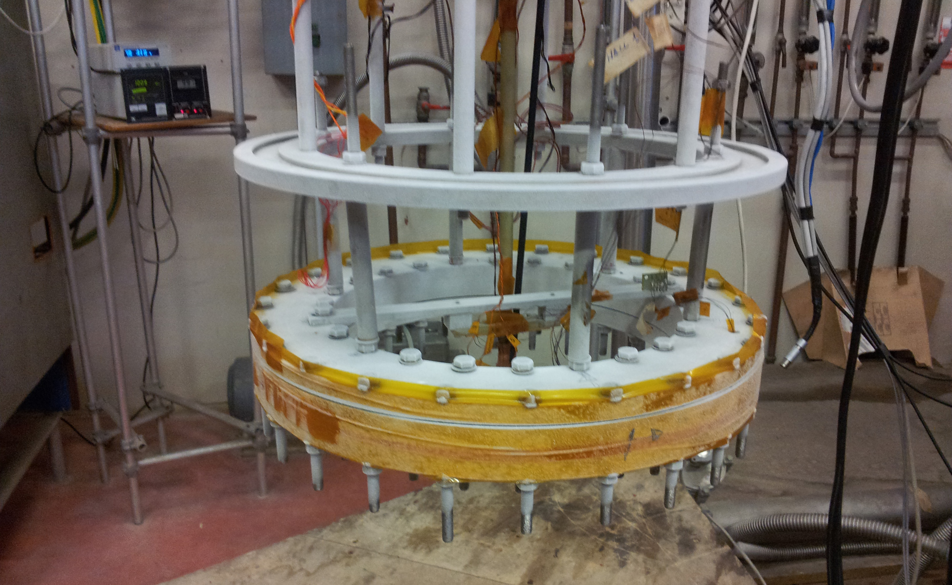 Photo of Mu2e solenoid sample holder