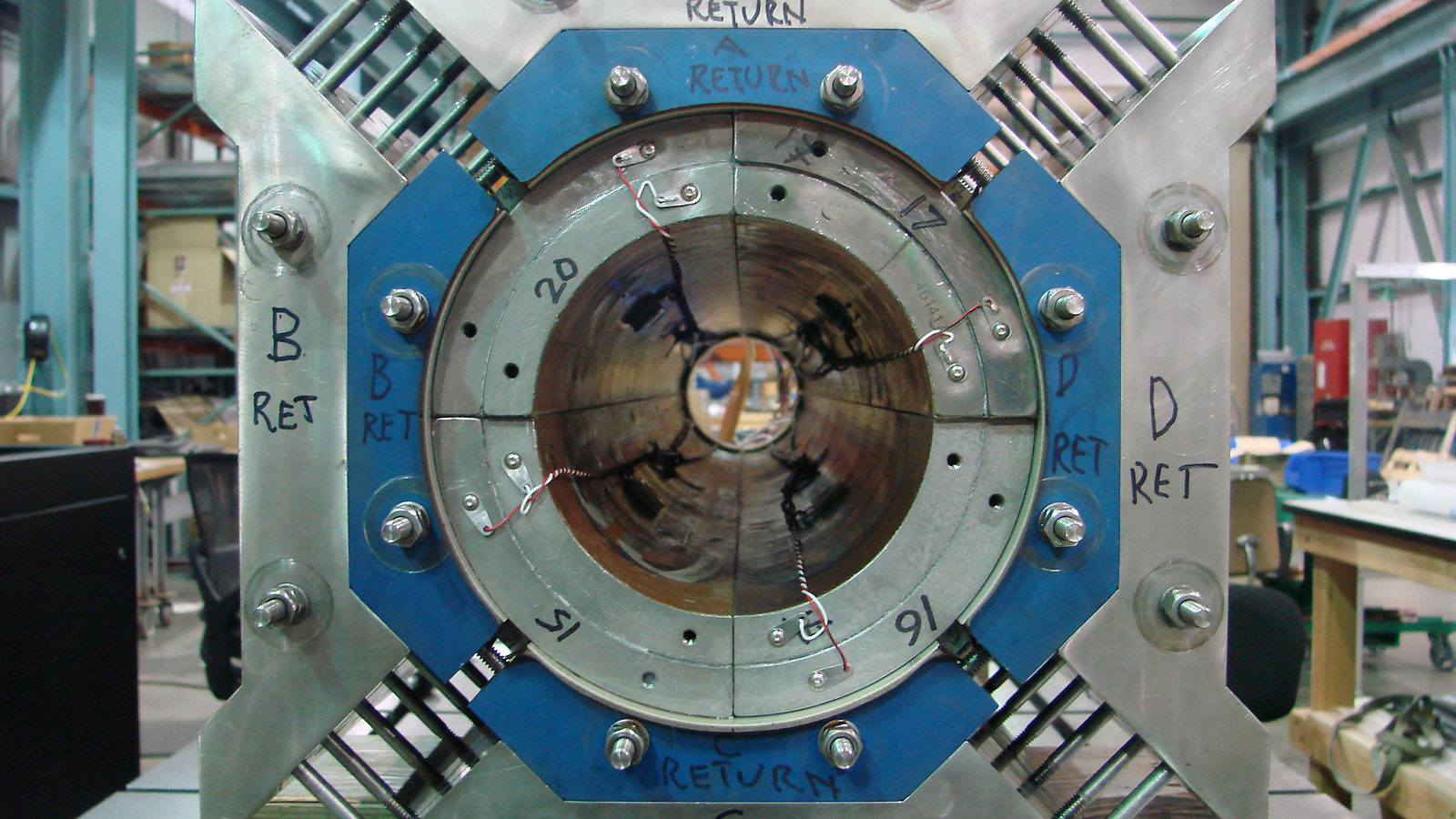 Photo of LARP magnet