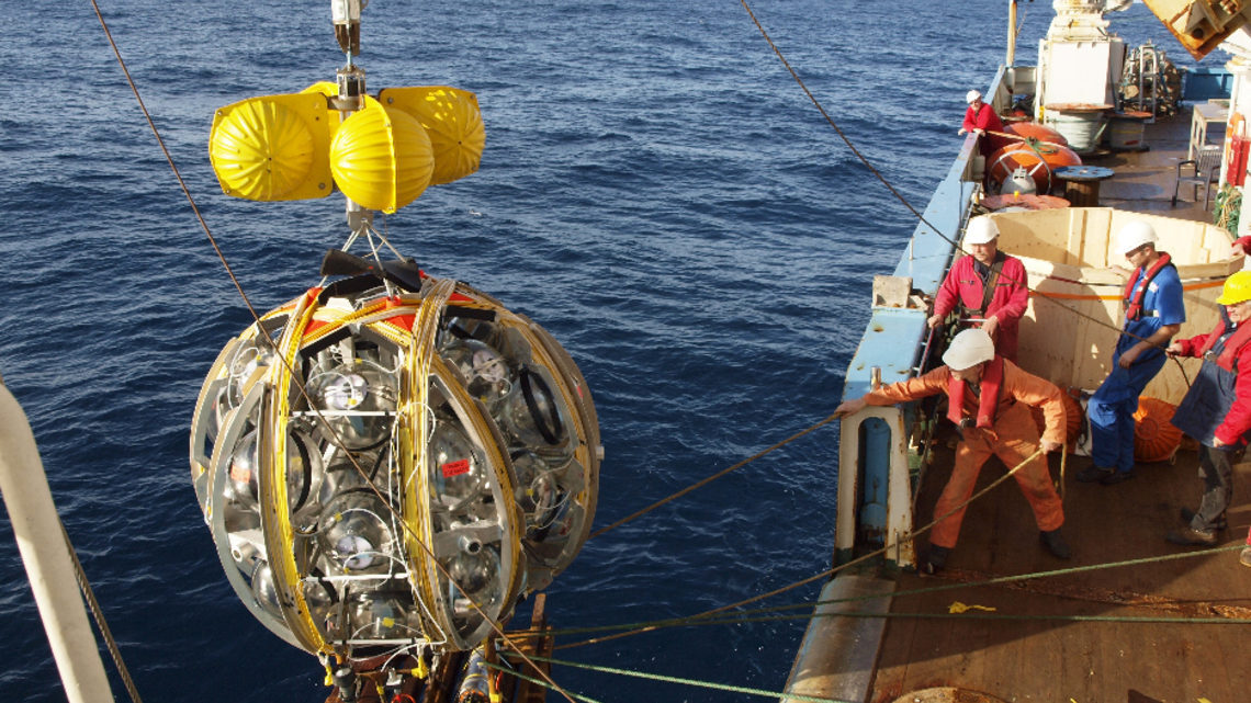 KM3NeT casting a net