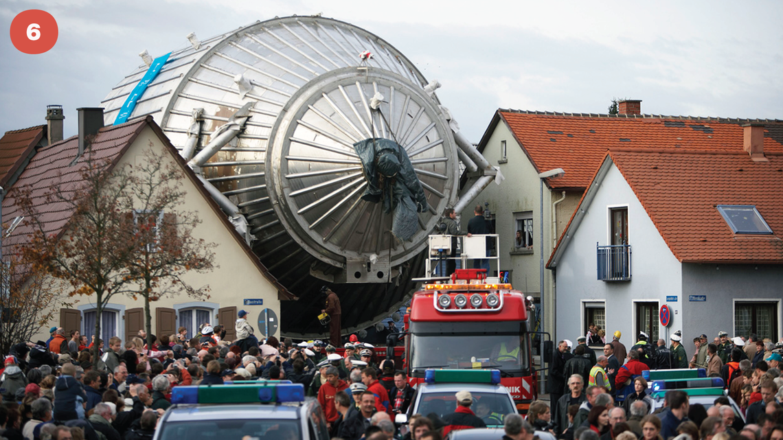 Photo of spectrometer perched on a large carrier vehicle, making its way to the Karls