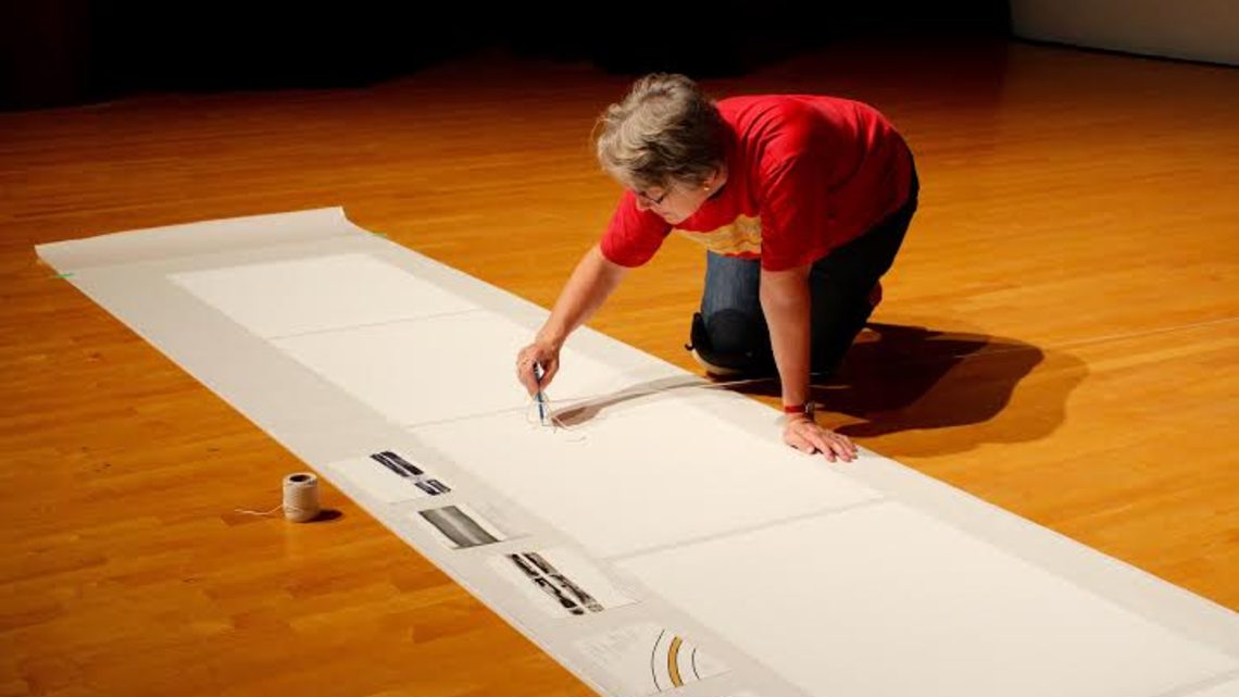 Photo of Lindsay Olson stage
