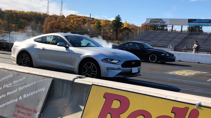 Joseph Farah's Mustang at the starting line