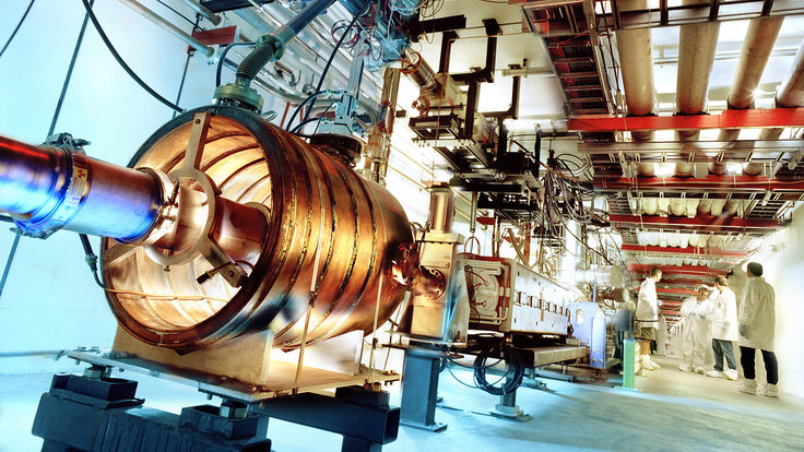 Main Injector accelerator with technicians